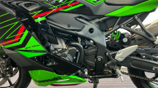 Kawasaki Ninja Zx 4 ZX400SRFNN (24MY)